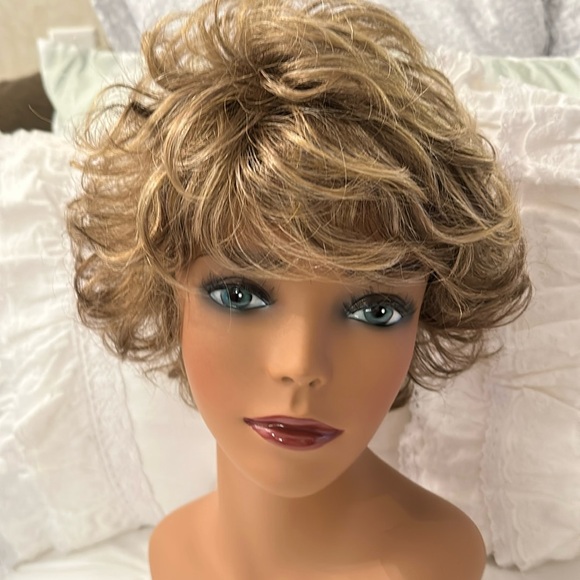 Paula Young Mya Brand-New Wig. Honey Roasted 12/28#6. Average cap size. - Picture 1 of 11